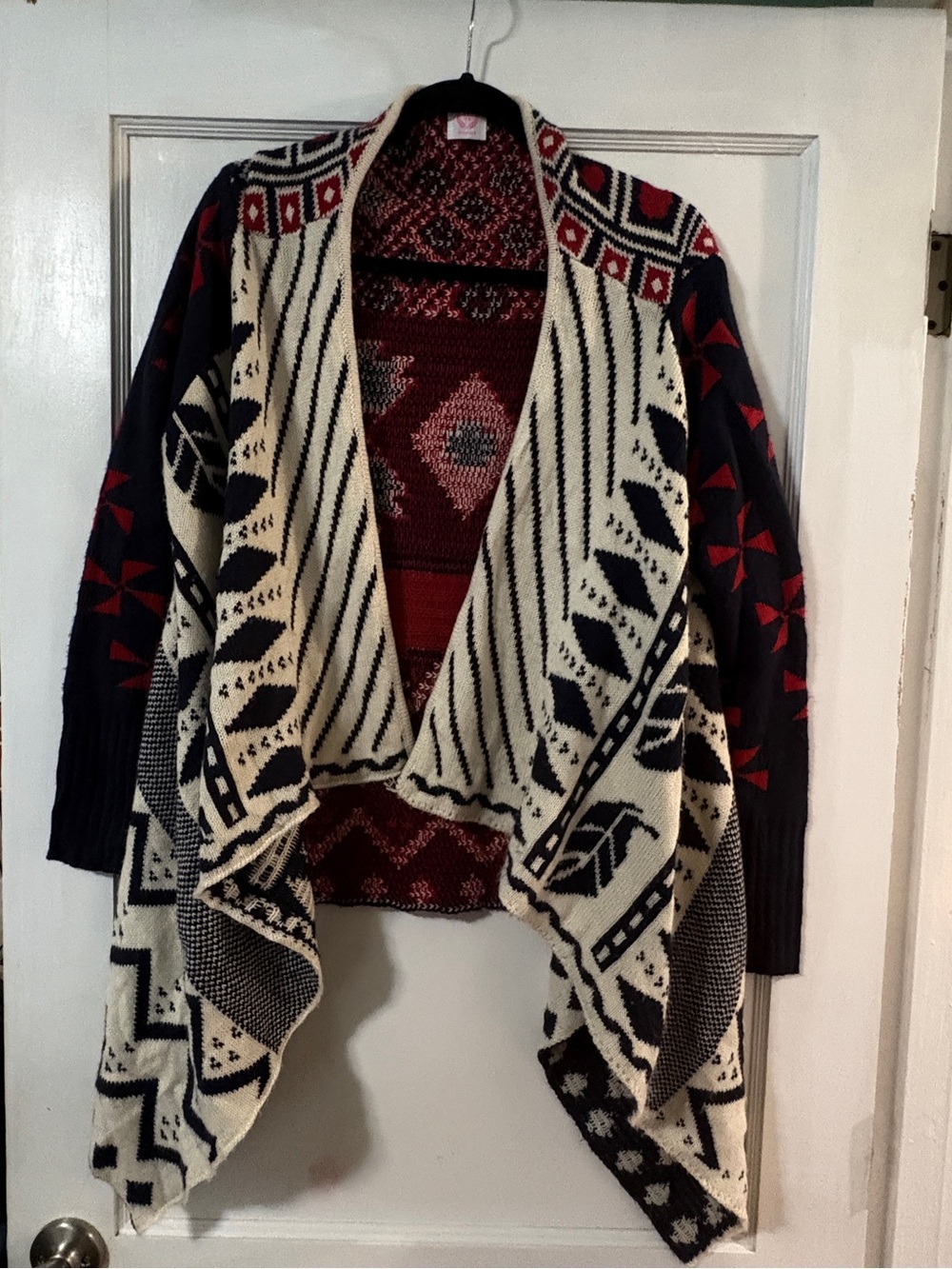 Wanna B Southwestern Geometric Waterfall Cardigan – Size S/M